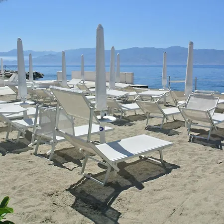 Pellicano Nocleg ze śniadaniem Reggio di Calabria