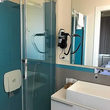 فندق مبيت وإفطار Pellicano ريجّو دي كالابريا