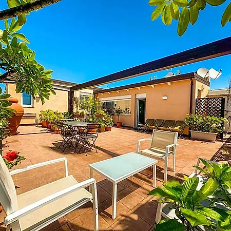 فندق مبيت وإفطار Pellicano 4*