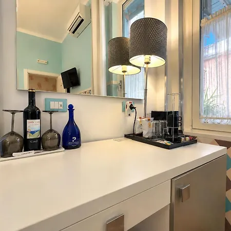 Oda ve Kahvaltı Pellicano 4*