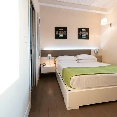 Couette-café Pellicano 4*