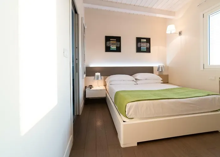 Oda ve Kahvaltı Pellicano 4*